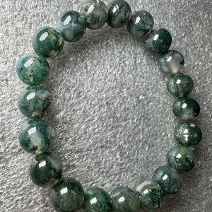 Gorgeous 10MM Moss Agate Natural Crystal Bracelet